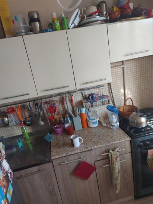 4 года назад решили бюджетно обновить нашу кухню. 01