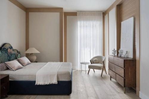 Этот загородный дом - настоящий оазис спокойствия и гармонии. 06