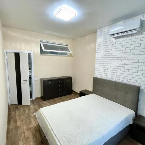 65 кв.  м после ремонта для последующей аренды. 03