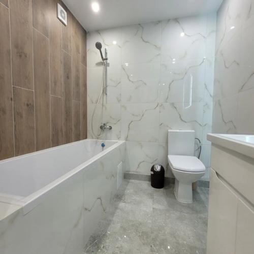 Мы тоже подготовили квартиру для аренды. 02