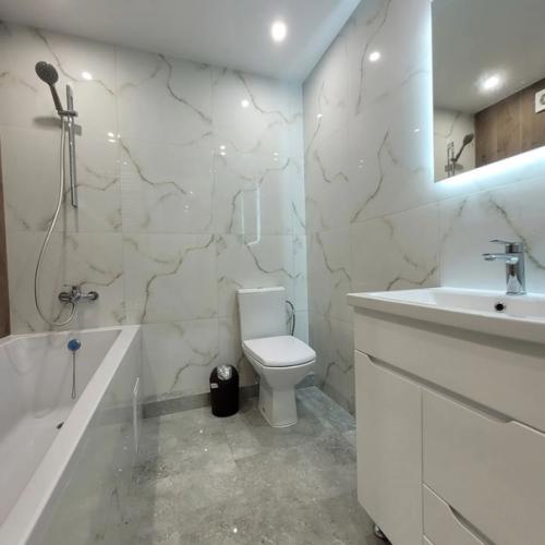 Мы тоже подготовили квартиру для аренды. 01