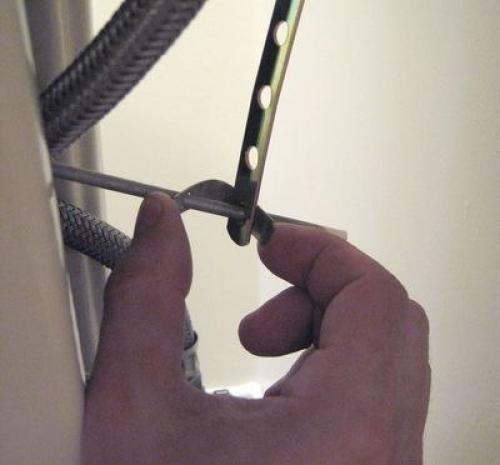 Как установить смеситель в ванной. 09