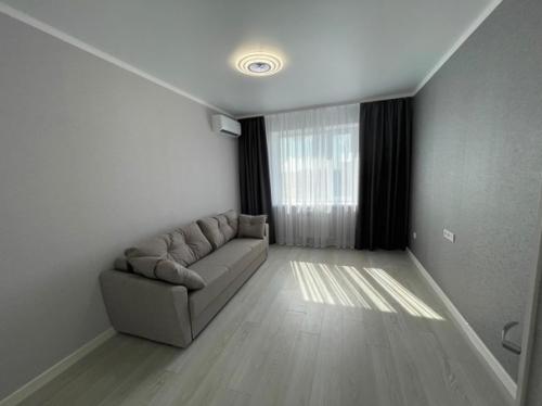 Каждый уголок этой квартиры был сделан своими руками. 02