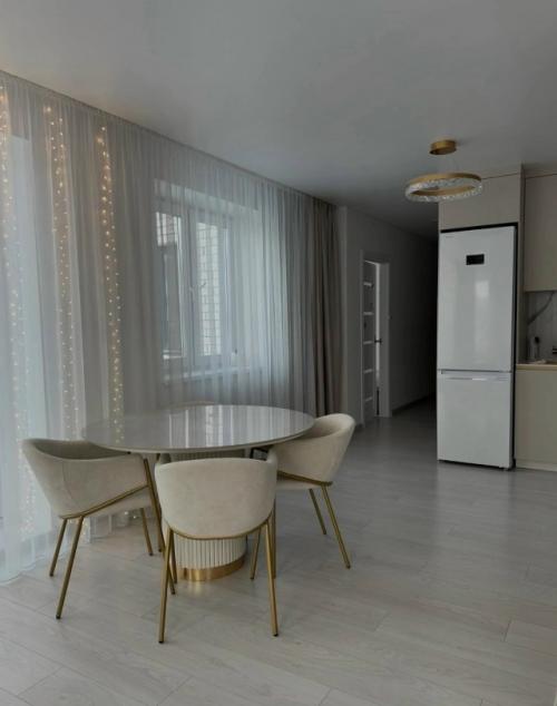 Это сочетание актуального дизайна, удобных решений и функциональности в каждом элементе вашего дома. 01