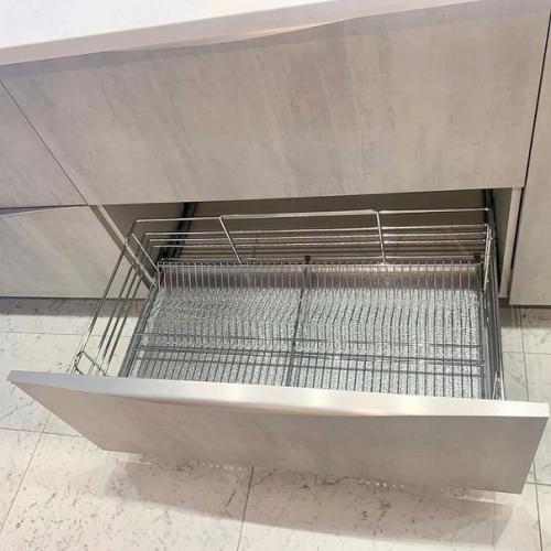 Теперь наша кухня на балконе. 09