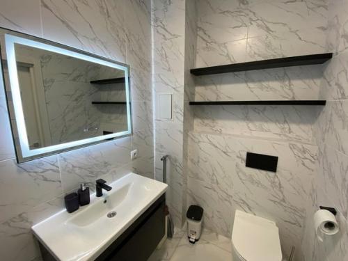 Сделали под аренду большую 1 комнатная квартиру. 08