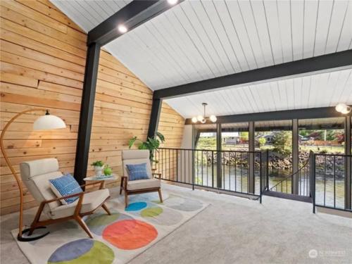 Это мечта, воплощённая в дереве, стекле и просторе. 08