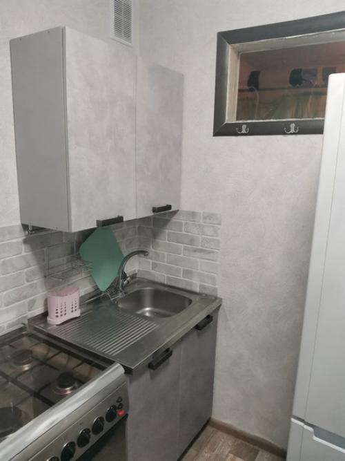 Решили обрадовать бабулю ко дню рождения вот такой ремонт у нас получился за одну нeдeлю своими руками. 06