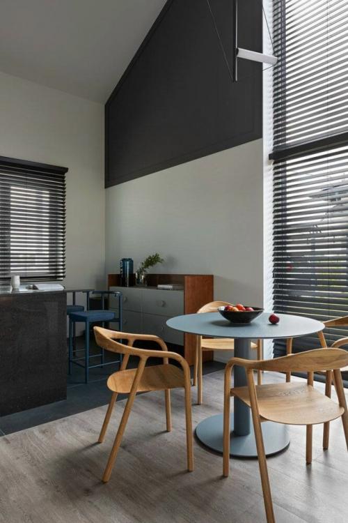 Интерьер сочетает в себе лёгкость скандинавского стиля и живость индивидуальности. 04 Интерьер сочетает в себе лёгкость скандинавского стиля и живость индивидуальности. 04