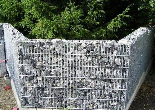 Как делать заборы пергоны из сетки и камня. 03