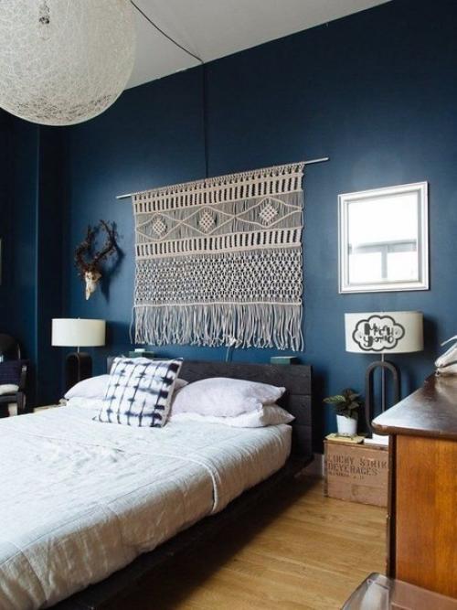 Индиго - сочный и стойкий цвет, наполняющий комнату невозмутимым спокойствием и изяществом английских королей. 05