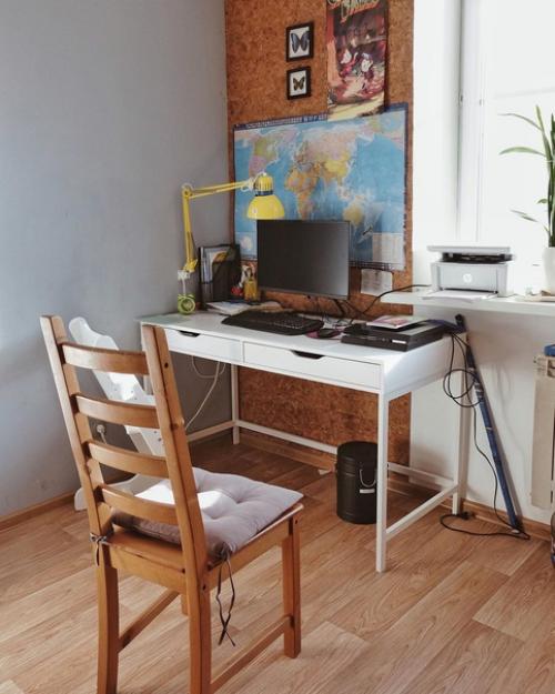 Зачем выбрасывать старую советскую мебель, если можно и дальше ей пользоваться. 04