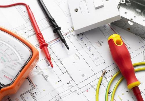 Электропроводка в деревянном доме своими руками. 06 Электропроводка в деревянном доме своими руками. 06