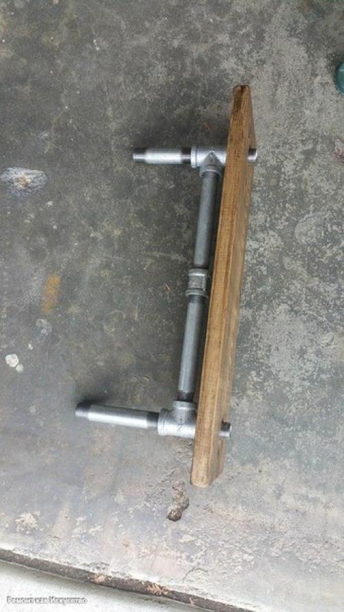 Наверняка все видели такие полки. 06