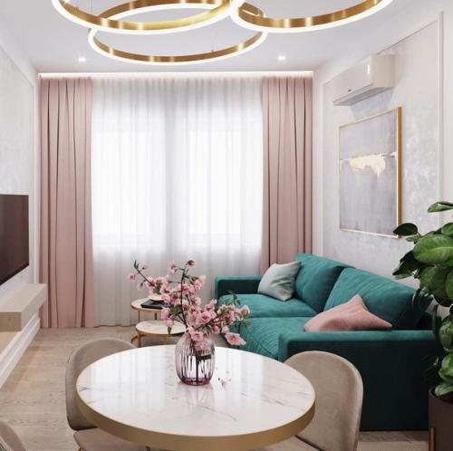 Хорошо продуманный и функциональный вариант обустройства небольшой квартиры в однушке. 05