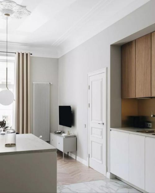 Интерьер квартиры площадью 40 м 2 в старом петербургском доме. 01