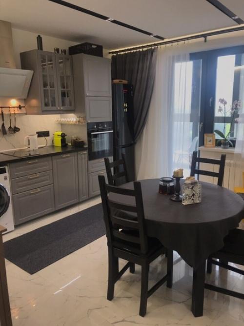 А вот и моя кухонька после ремонта. 07