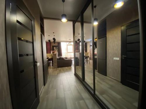 И, хоть площадь квартиры 56 кв. 06