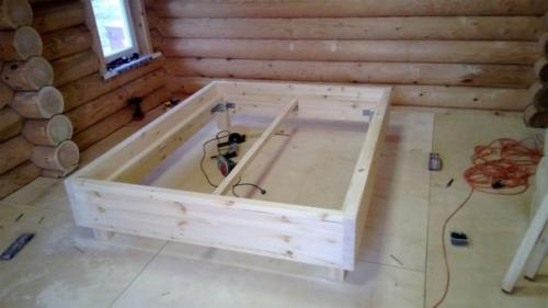 Кровать для дочери в свой дом сделал. 04