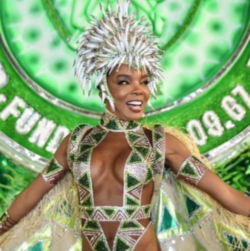 Thelma Assis покидает школу самбы Mocidade Alegre после 21 года выступлений. 

