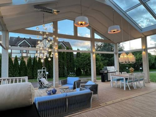 Очень уютная беседка барбекю. 02