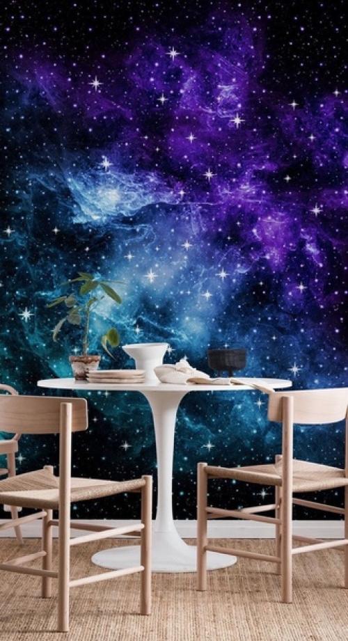 В последнее время космическая тематика снова начала в моду входить. 08