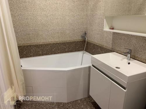 Очень стильная современная кухня 20 кв. 02