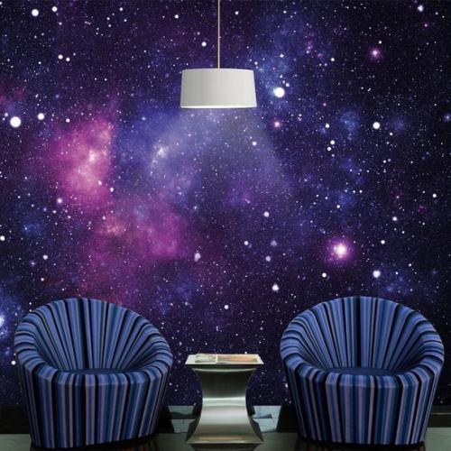 В последнее время космическая тематика снова начала в моду входить. 09