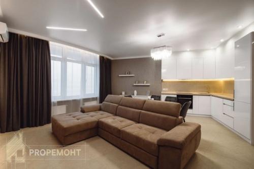 Дизайнерский ремонт.  Работы заняли 5 месяцев. 04