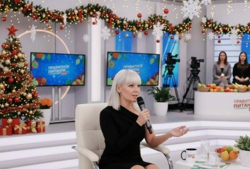 Помогите пожалуйста найти эту девушку, она диетолог. 02