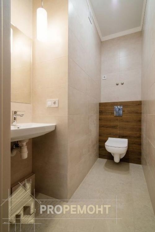 Дизайнерский ремонт.  Работы заняли 5 месяцев. 07