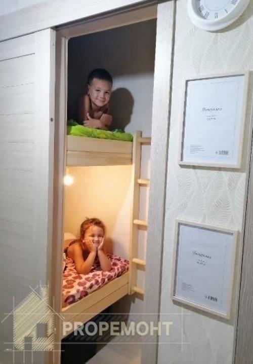 Наша маленькая комнатушка в общежитии, всего 15 кв. 07