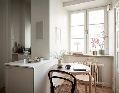 Мaленькая квaртирa с нeжным дeкорoм для дeвушки. 05