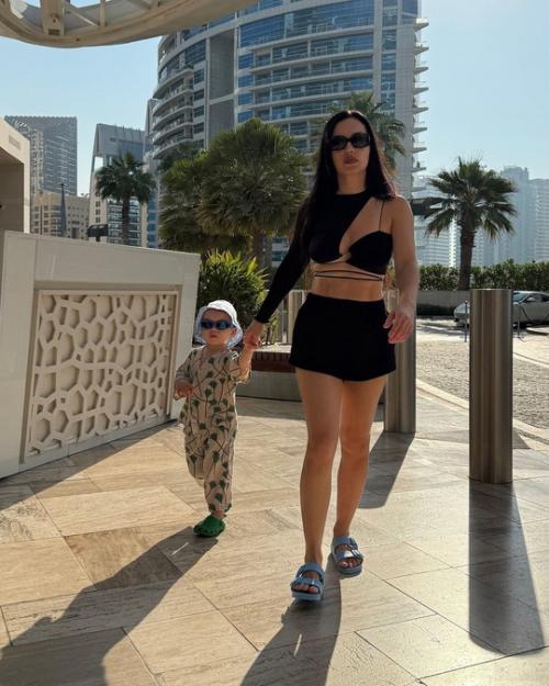 Ольга серябкина показала редкие семейные фото из Дубая. 02 Ольга серябкина показала редкие семейные фото из Дубая. 02
