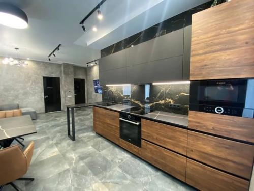 Шикарная 3 к квартира. 01