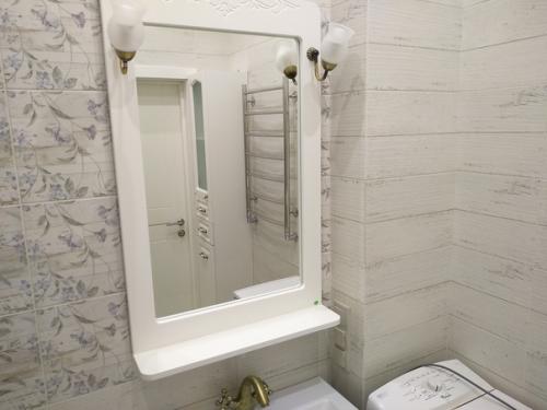 Сталинка.  Ванная комната 1. 8 на 1. 8 м. 08