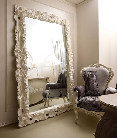 Напольное зеркало - предмет первой необходимости в доме современной модницы. 03