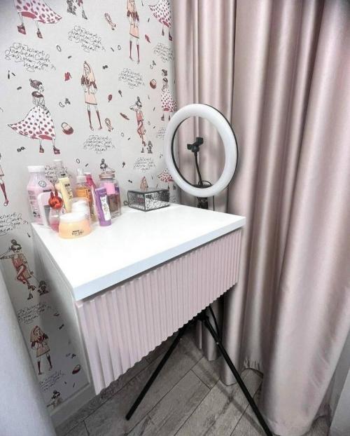 Мягкие оттенки, аккуратные текстуры и тёплый свет делают пространство по-настоящему комфортным. 04