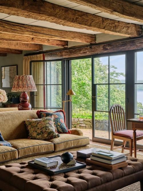 Этот дом - воплощение стиля и индивидуальности. 03