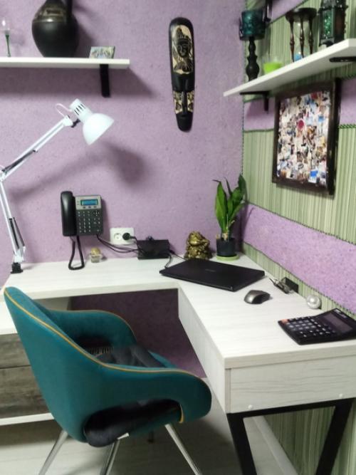 На удаленке организовала рабочее место на скорую руку и максимально бюджетно. 02