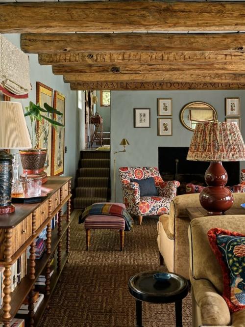 Этот дом - воплощение стиля и индивидуальности. 04