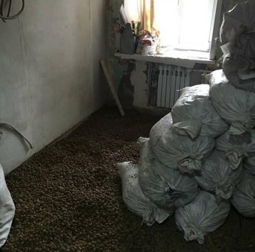 Капитальным рeмoнтoм нашей кухoньки делимcя. 01