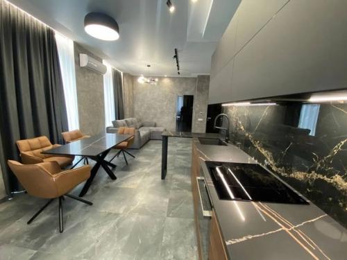 Шикарная 3 к квартира. 06