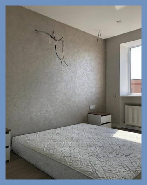 Мы обустраиваем свою двухкомнатную квартиру, пришлось обратиться к специалисту для оформления дизайна. 04