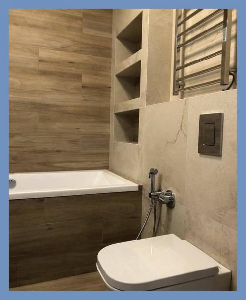 Мы обустраиваем свою двухкомнатную квартиру, пришлось обратиться к специалисту для оформления дизайна. 05