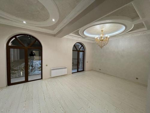 На строительство, ремонт и мебель с техникой ушло 360 тыс. 06