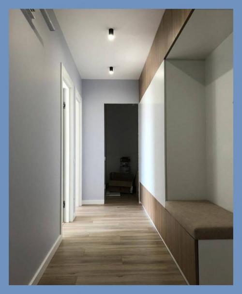 Мы обустраиваем свою двухкомнатную квартиру, пришлось обратиться к специалисту для оформления дизайна. 08