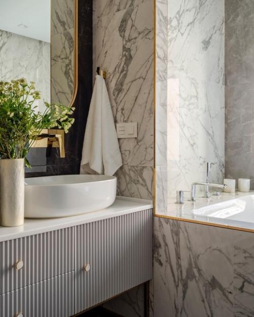 Школа ремонта.  Ванная комната хозяев из реализованного проекта. 02