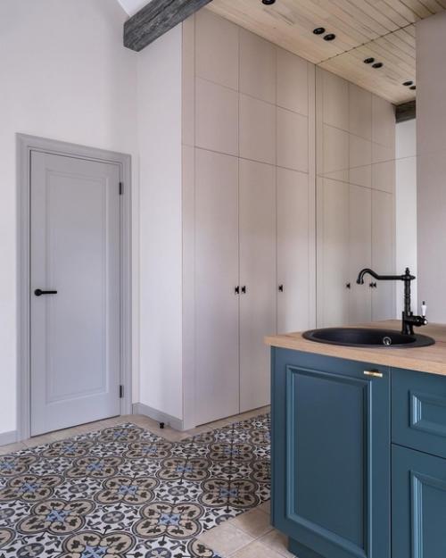 Этот дом на территории рядом с основным домом хозяев находится. 05 Этот дом на территории рядом с основным домом хозяев находится. 05