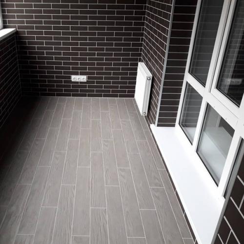 Закончили лоджию.  Утеплили, вынесли радиатор, закончили отделку. 08